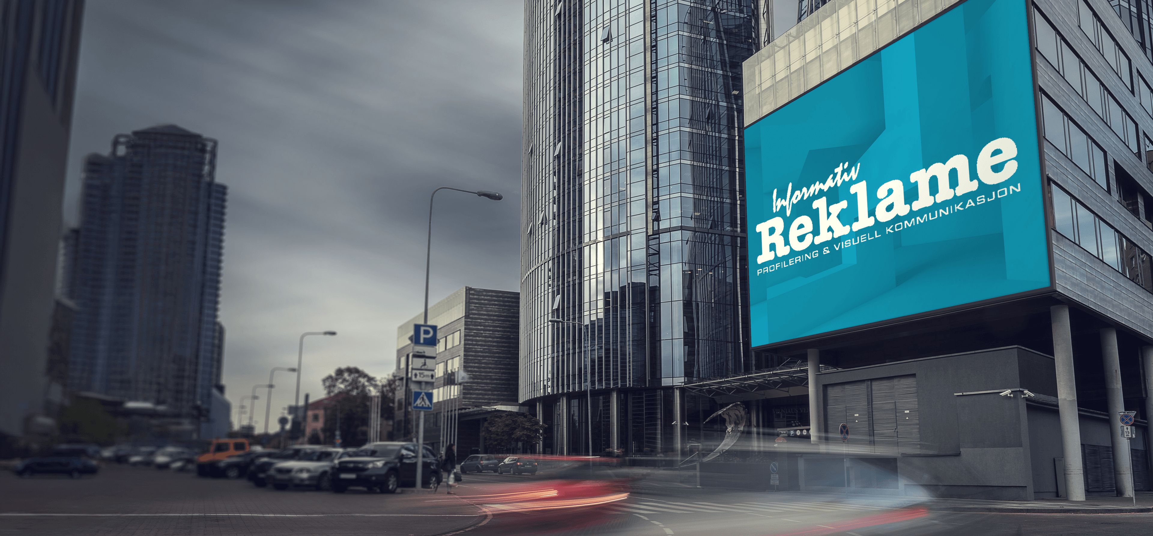 Informativ Reklame storskilt på bygning - Profilering og visuell kommunikasjon i Glåmdalen